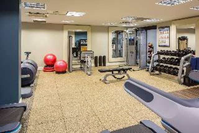 Desportos y Entretenimento