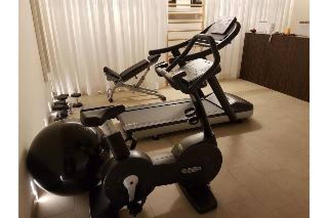 Desportos y Entretenimento