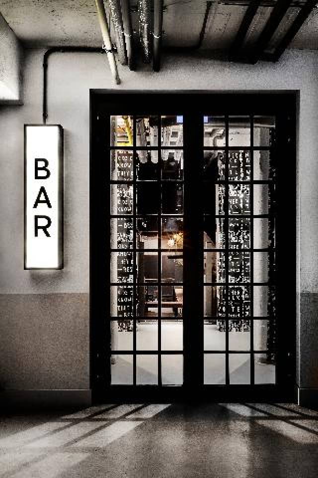 Bar