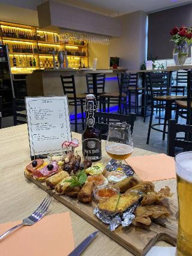 Bar