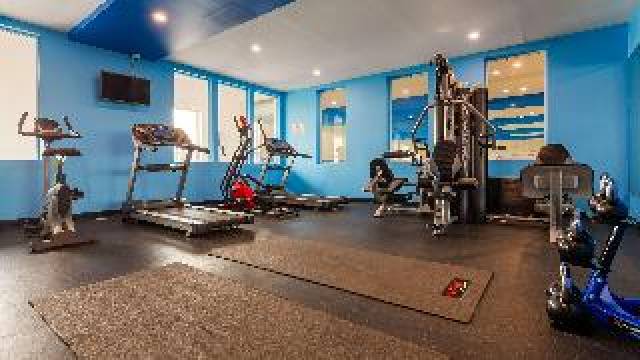 Desportos y Entretenimento
