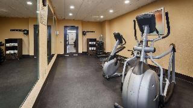 Desportos y Entretenimento