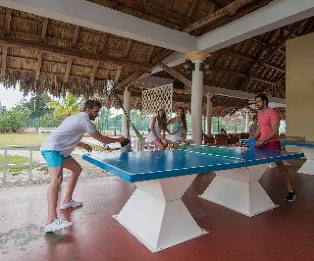 Desportos y Entretenimento