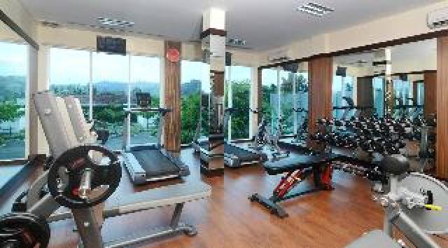 Desportos y Entretenimento