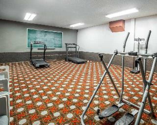 Desportos y Entretenimento