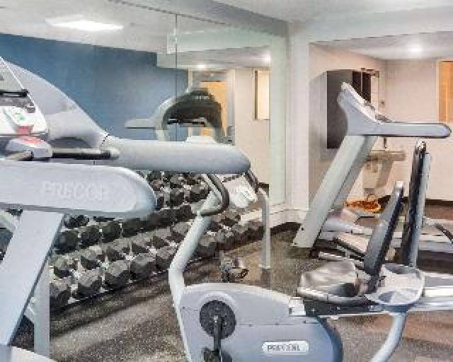 Desportos y Entretenimento