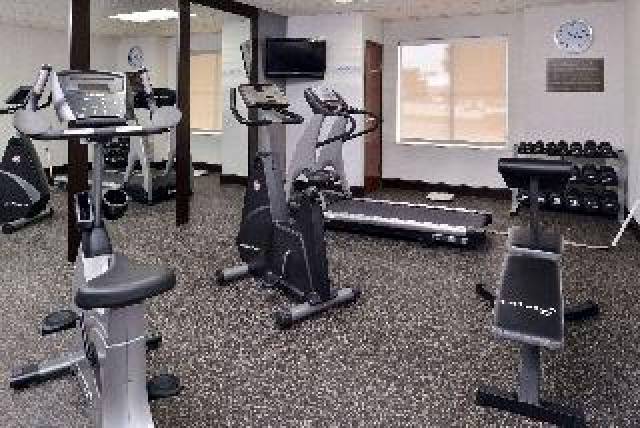 Desportos y Entretenimento