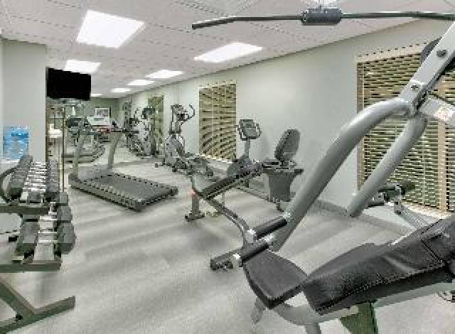 Desportos y Entretenimento