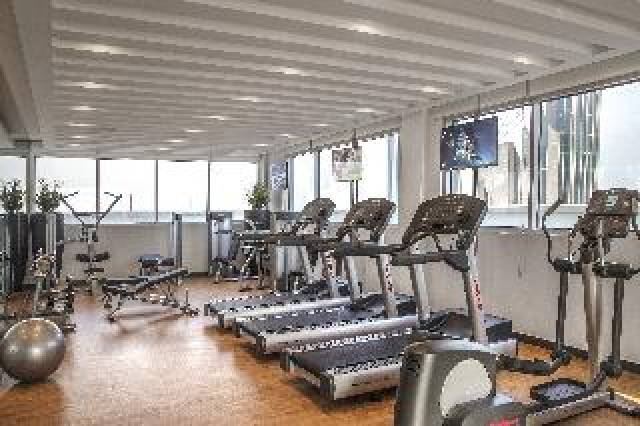 Desportos y Entretenimento