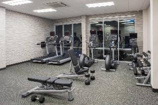 Desportos y Entretenimento