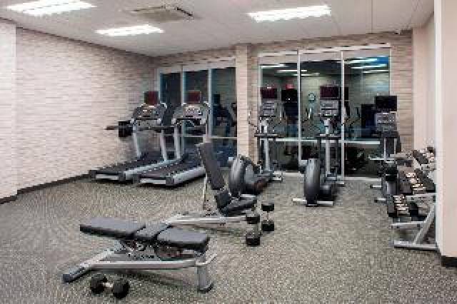 Desportos y Entretenimento