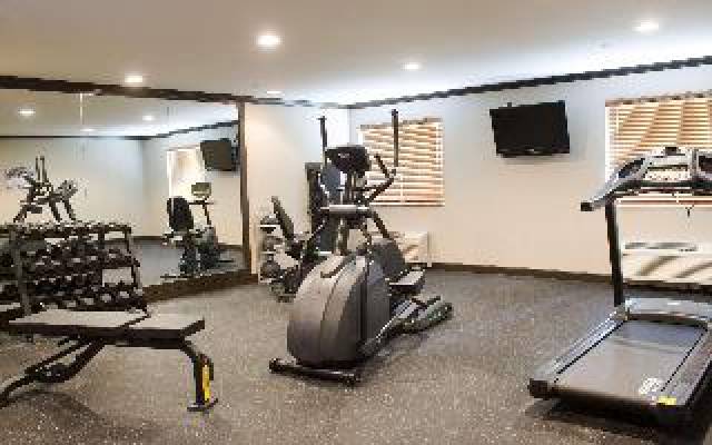 Desportos y Entretenimento