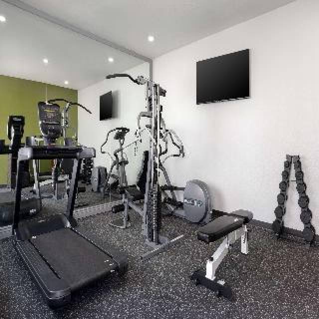 Desportos y Entretenimento