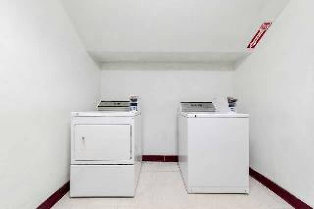 Desportos y Entretenimento