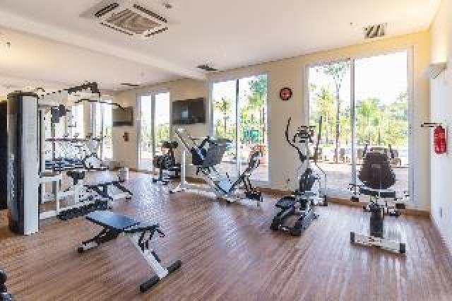 Desportos y Entretenimento