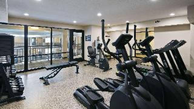 Desportos y Entretenimento