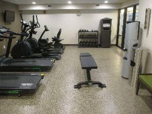 Desportos y Entretenimento