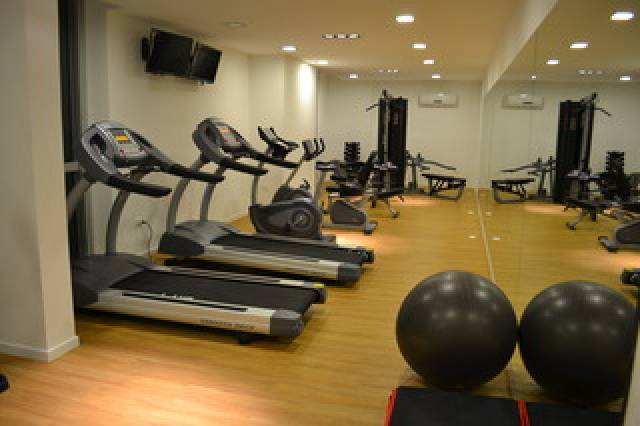 Desportos y Entretenimento