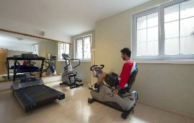 Desportos y Entretenimento