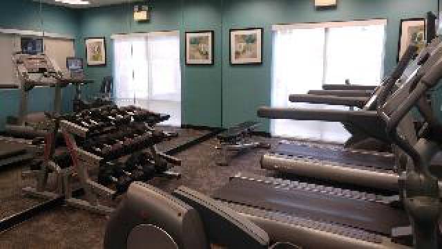 Desportos y Entretenimento