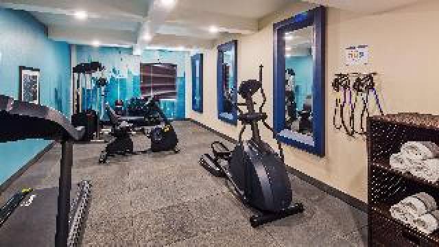 Desportos y Entretenimento