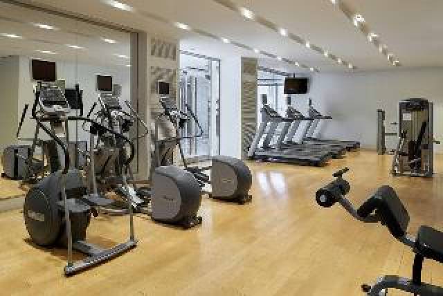 Desportos y Entretenimento