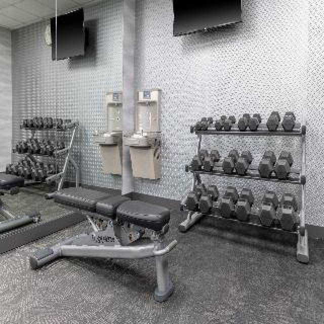 Desportos y Entretenimento