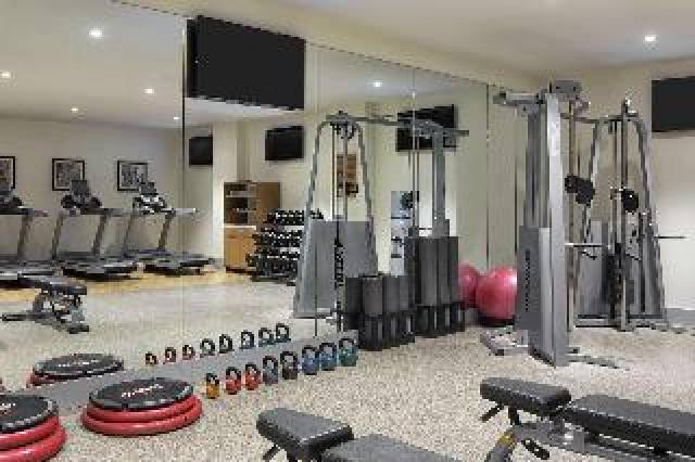 Desportos y Entretenimento