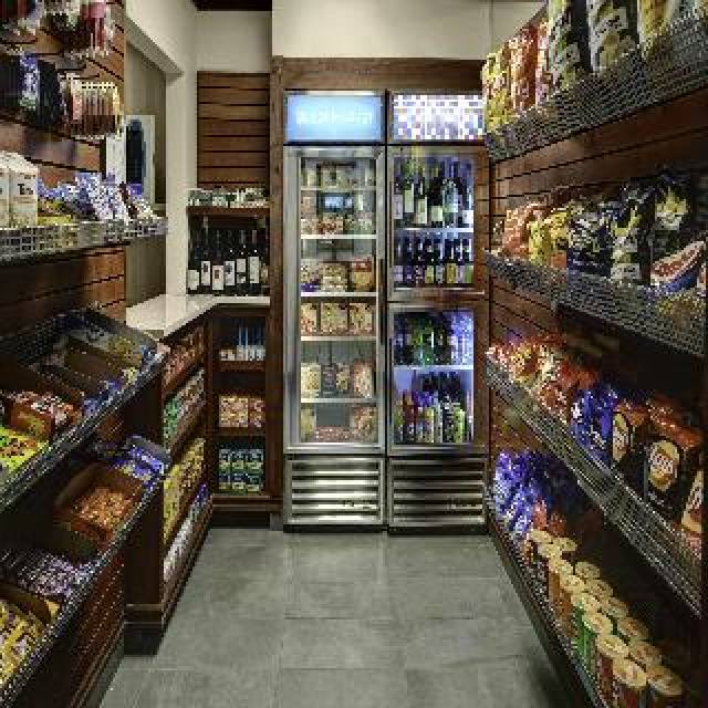 Desportos y Entretenimento