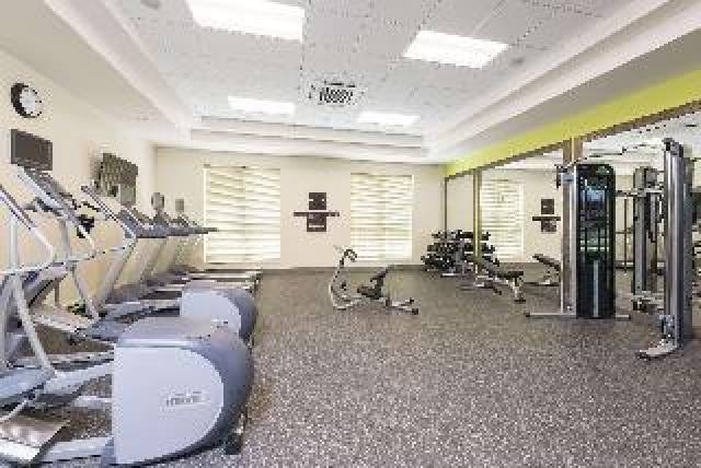 Desportos y Entretenimento