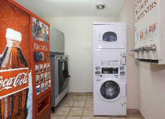 Desportos y Entretenimento