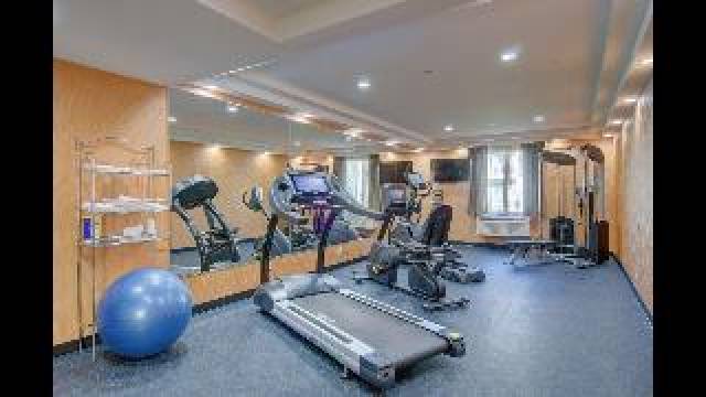 Desportos y Entretenimento