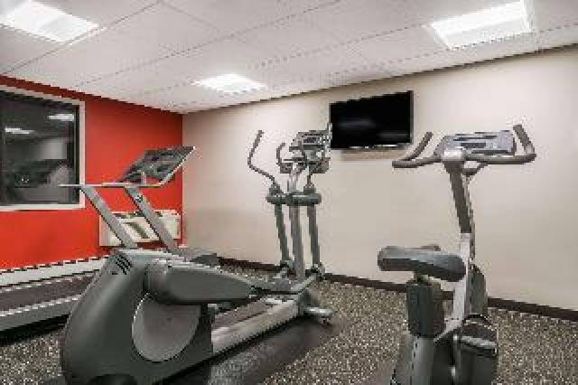 Desportos y Entretenimento