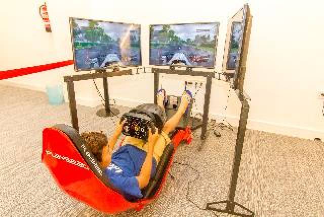 Desportos y Entretenimento
