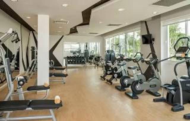 Desportos y Entretenimento