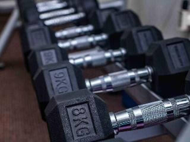 Desportos y Entretenimento