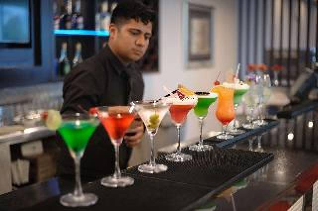 Bar