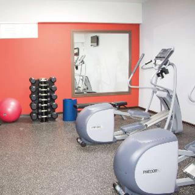 Desportos y Entretenimento