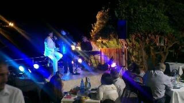 Desportos y Entretenimento