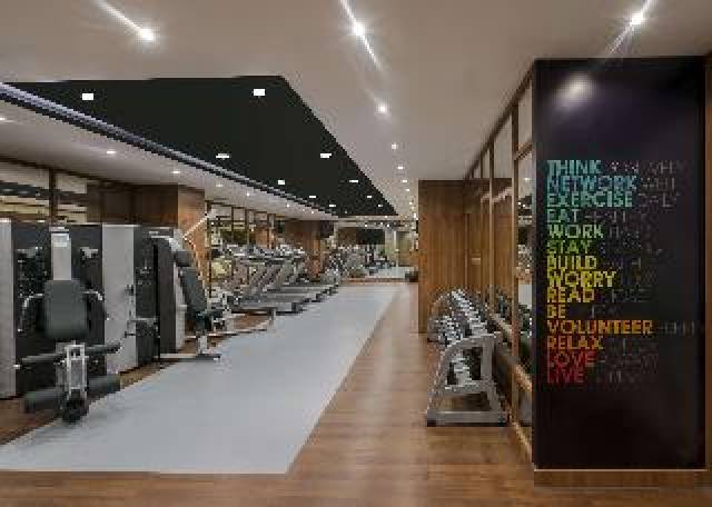 Desportos y Entretenimento