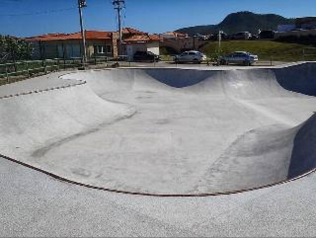 Desportos y Entretenimento