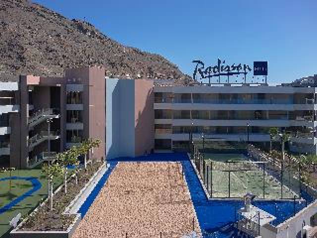 Desportos y Entretenimento