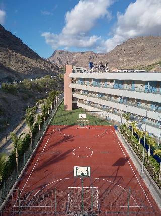 Desportos y Entretenimento