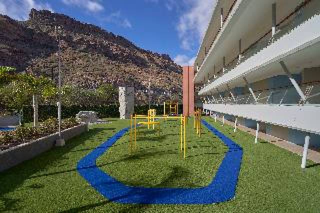 Desportos y Entretenimento