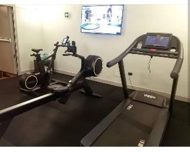 Desportos y Entretenimento