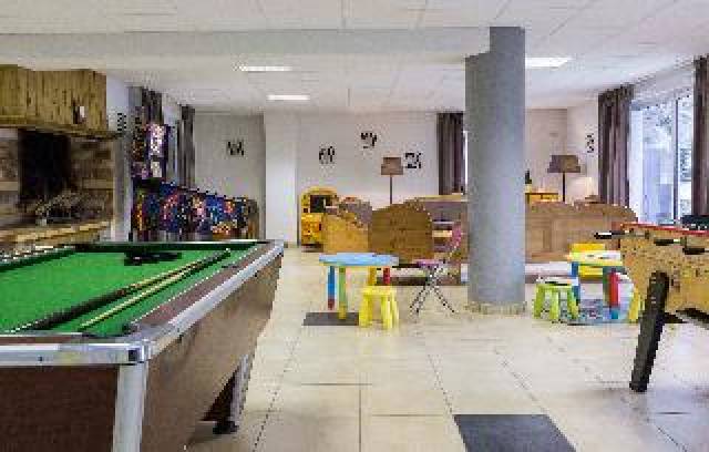 Desportos y Entretenimento