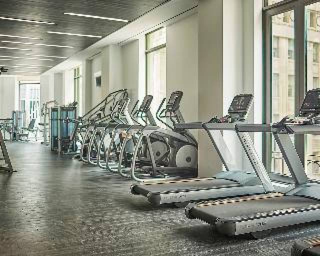 Desportos y Entretenimento