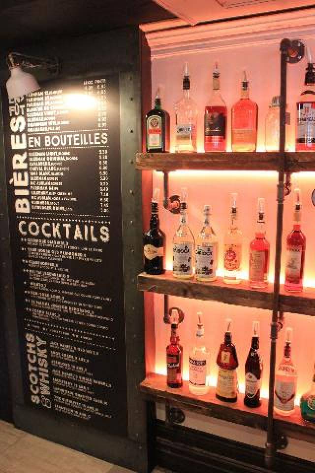Bar