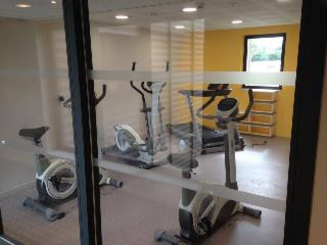 Desportos y Entretenimento