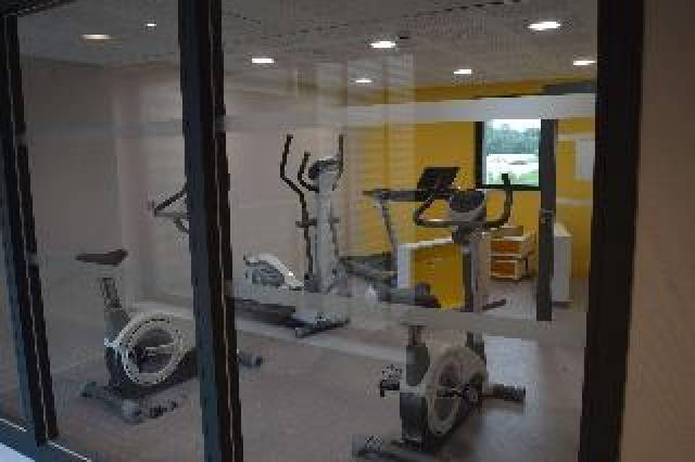 Desportos y Entretenimento